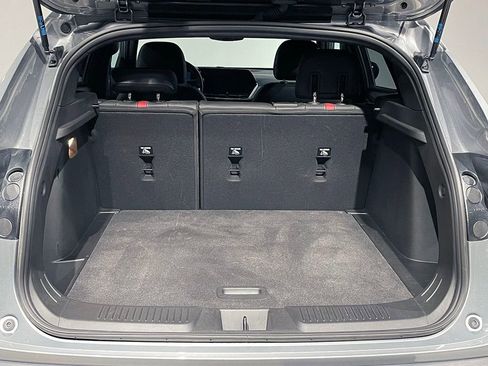 Used 2024 Chevrolet Trax RS image 5