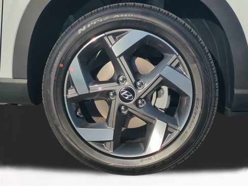 New 2026 Hyundai Venue SEL image 11