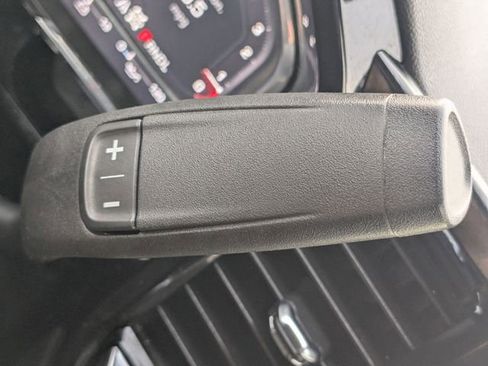 Used 2024 GMC Sierra 1500 Elevation image 13