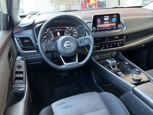 Used 2022 Nissan Rogue S AWD/4WD image 18