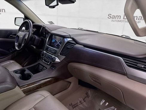 Used 2019 Chevrolet Tahoe LT w/ LT Signature Package image 33