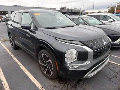 Used 2024 Mitsubishi Outlander SE