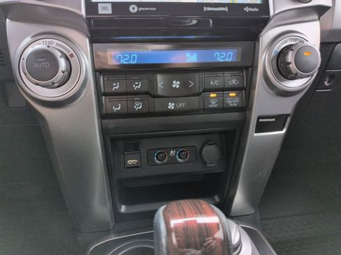 Used 2022 Toyota 4Runner Limited image 18