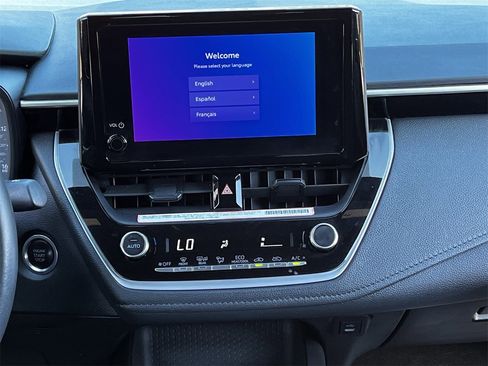 Used 2024 Toyota Corolla SE image 15