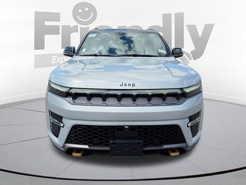 New 2026 Jeep Grand Wagoneer L 4WD image 2