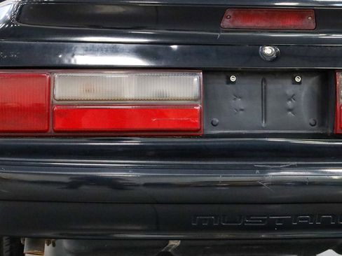 Used 1993 Ford Mustang LX image 26