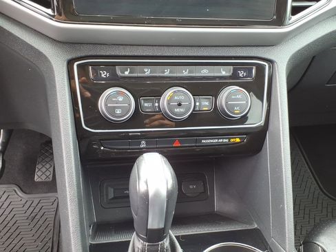 Used 2022 Volkswagen Atlas SE image 21