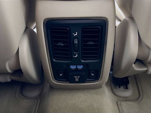 Used 2020 Jeep Grand Cherokee Overland AWD/4WD image 27