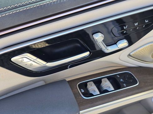 Used 2023 Mercedes-Benz EQS 450+ Sedan image 24