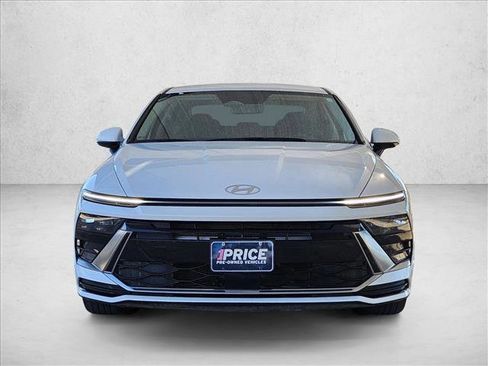 Used 2025 Hyundai Sonata SEL image 2