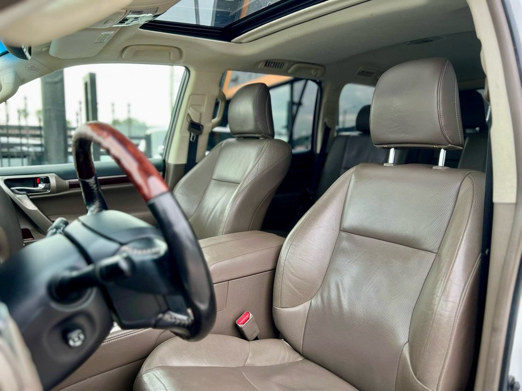 Used 2017 Lexus GX 460 Premium AWD/4WD image 11