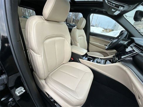 Certified 2023 Jeep Grand Cherokee Limited image 25