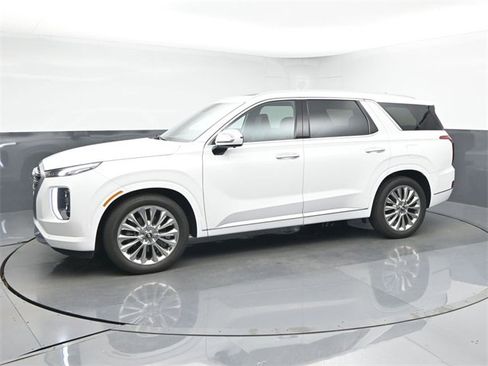Used 2020 Hyundai Palisade Limited image 4