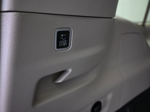 Used 2024 Jeep Grand Wagoneer L 4WD image 50