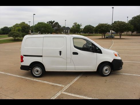 Used 2016 Nissan NV200 S FWD image 6