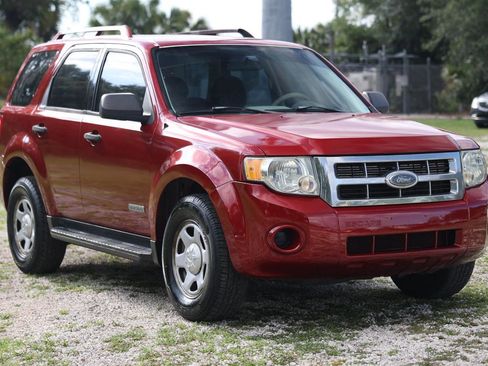 Used 2008 Ford Escape XLS FWD image 16