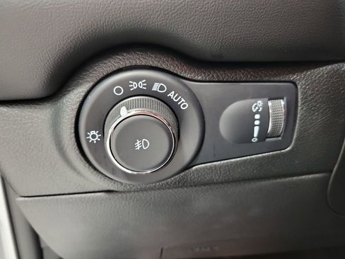 Used 2022 Dodge Durango GT image 32