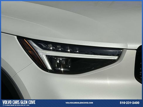 Used 2026 Volvo XC40 B5 Ultra w/ Climate Package image 7