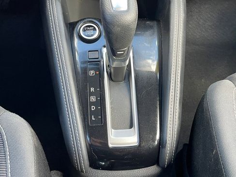 Used 2019 Nissan Kicks SV image 21