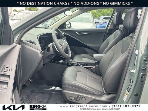 Used 2025 Kia Niro EX Touring FWD image 21