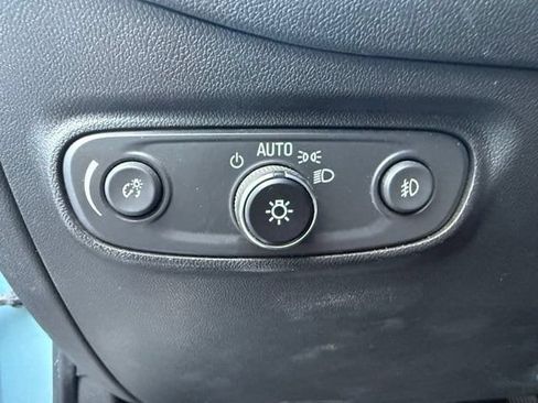 Certified 2022 Chevrolet Equinox Premier AWD/4WD image 27
