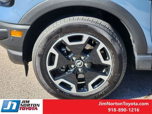 Used 2024 Ford Bronco Sport Outer Banks w/ Tech Package image 14