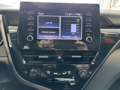 Used 2023 Toyota Camry LE image 16