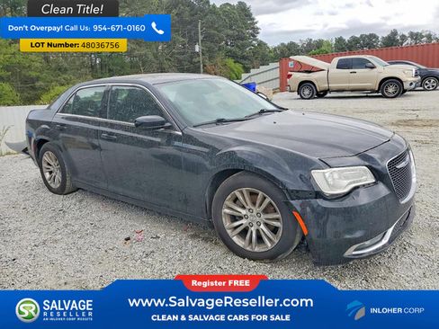 Used 2018 Chrysler 300 Touring L image 5