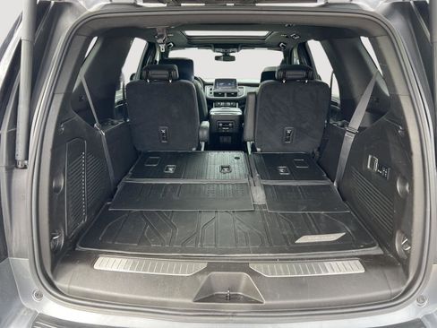 Used 2021 Chevrolet Tahoe Z71 w/ Luxury Package image 27