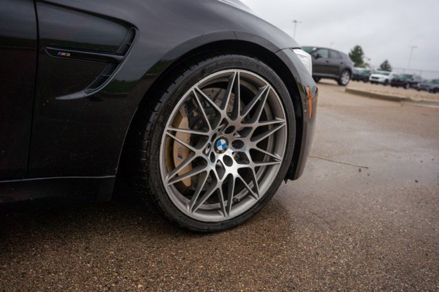 Used 2017 BMW M3 RWD image 9