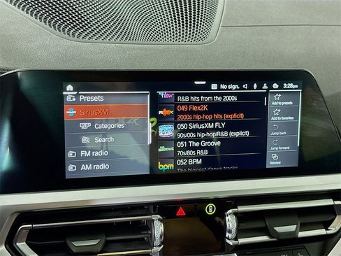 Used 2021 BMW M440i Convertible w/ Premium Package image 7