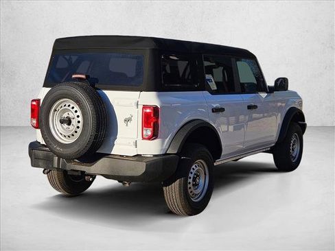 New 2025 Ford Bronco 4-Door AWD/4WD image 2