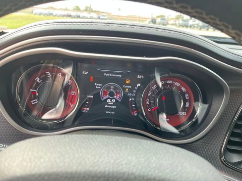 Used 2022 Dodge Challenger SRT Hellcat w/ Plus Package image 17