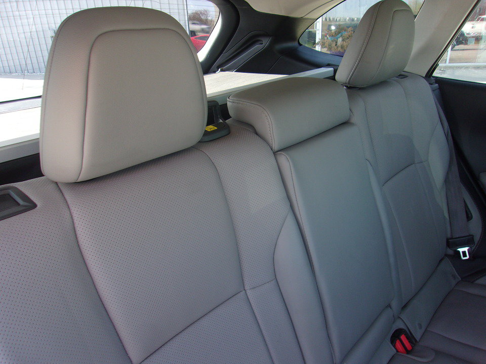 Used 2023 Subaru Outback Limited AWD/4WD image 14