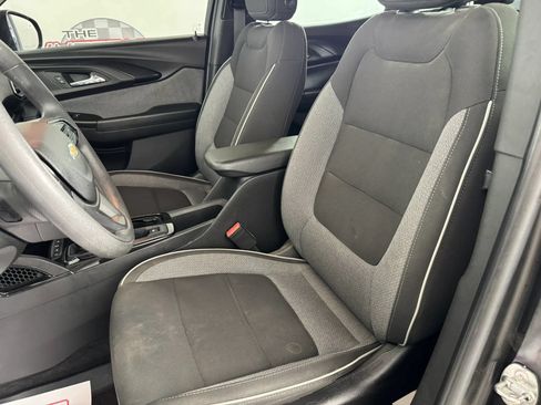 Used 2022 Chevrolet TrailBlazer LT w/ Convenience Package AWD/4WD image 30