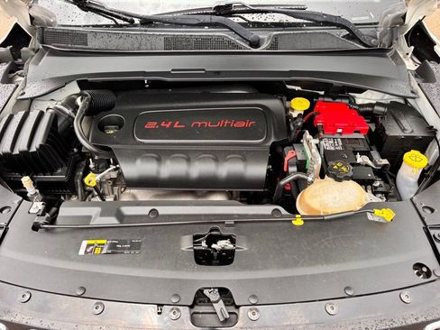 Used 2020 Jeep Compass Limited FWD image 27