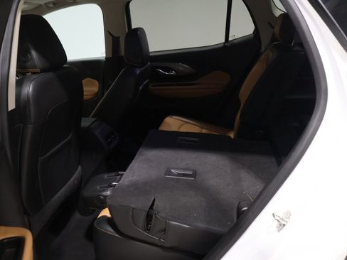 Used 2018 GMC Terrain SLT w/ Preferred Package image 17