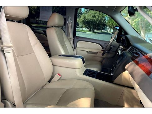 Used 2013 GMC Sierra 3500 SLT image 7