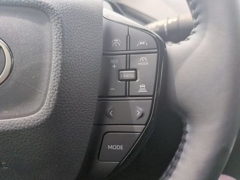 Used 2023 Toyota Prius XLE FWD image 20