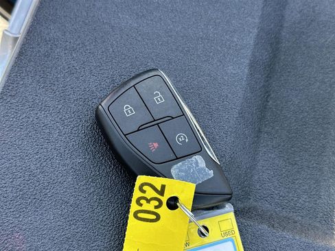 Used 2024 Chevrolet Colorado Trail Boss w/ Technology Package image 21