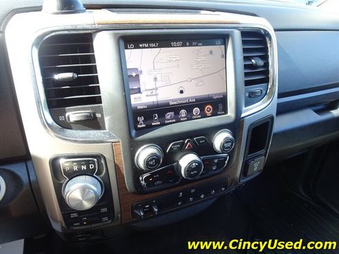 Used 2016 RAM 1500 Laramie AWD/4WD image 18