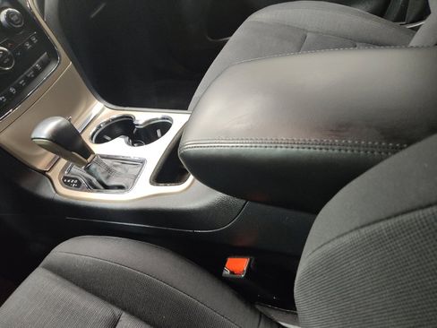 Used 2017 Jeep Grand Cherokee Laredo w/ Quick Order Package 23E image 26