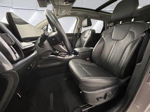 Used 2025 Kia Sorento SX image 8