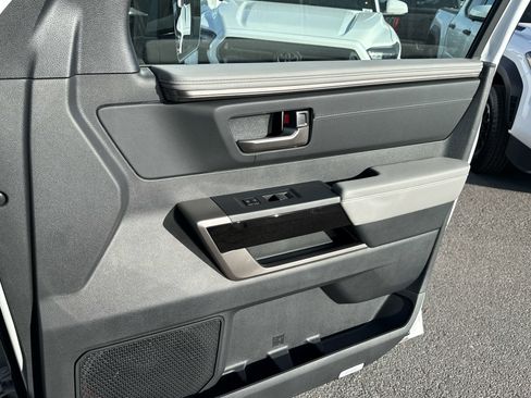 New 2026 Toyota Tundra Limited image 15