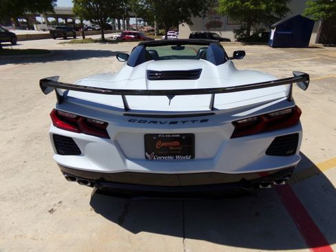 Used 2022 Chevrolet Corvette Stingray Preferred Conv w/ Z51 Performance Package RWD image 6