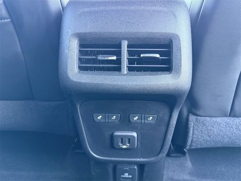 Used 2019 Chevrolet Equinox Premier image 36