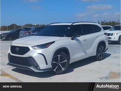 Used 2021 Toyota Highlander XSE