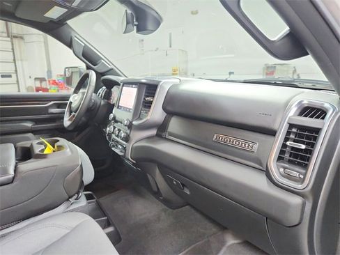 Used 2024 RAM 1500 Big Horn image 32