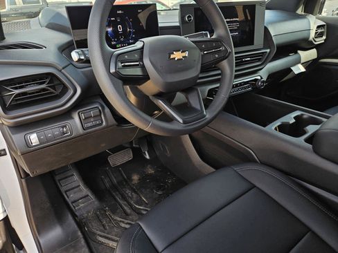 New 2025 Chevrolet Silverado EV W/T image 14