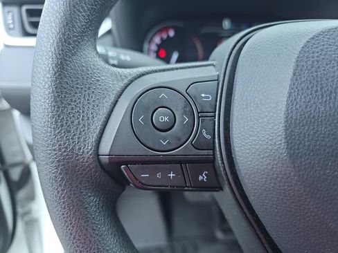Used 2024 Toyota RAV4 LE FWD image 21